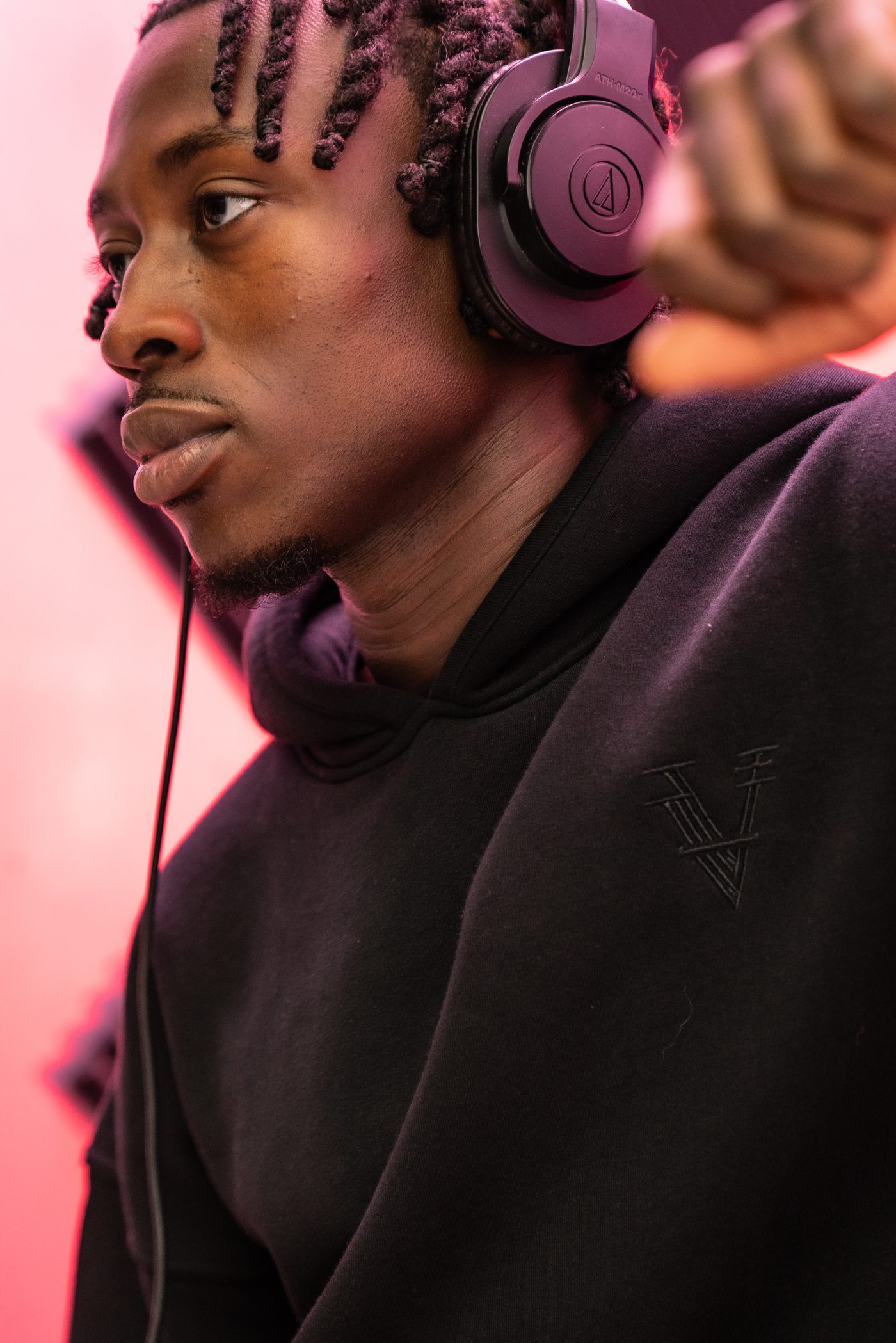 ILLVZN STAPLD 04
